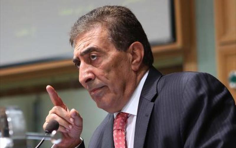 الطراونة يدعو إلى رد برلماني عربي على عنصرية الكنيست الاسرائيلي