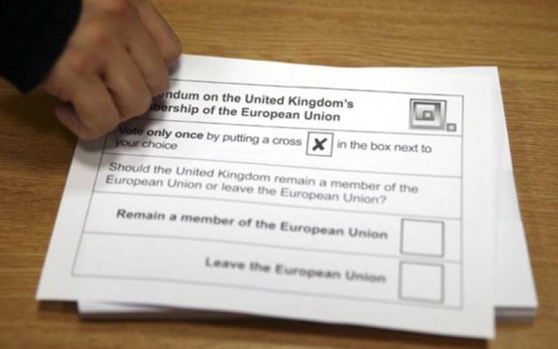 البريطانيون يدلون بأصواتهم في استفتاء بشأن عضوية بلادهم في الاتحاد الأوروبي