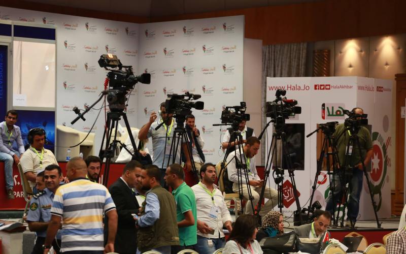 معهد الإعلام الأردني: ضعف في التوازن واعتماد على مصدر واحد بتغطية الانتخابات