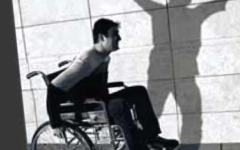 ذوي الإعاقة بين النظرة المجتمعية ونقص الخدمات