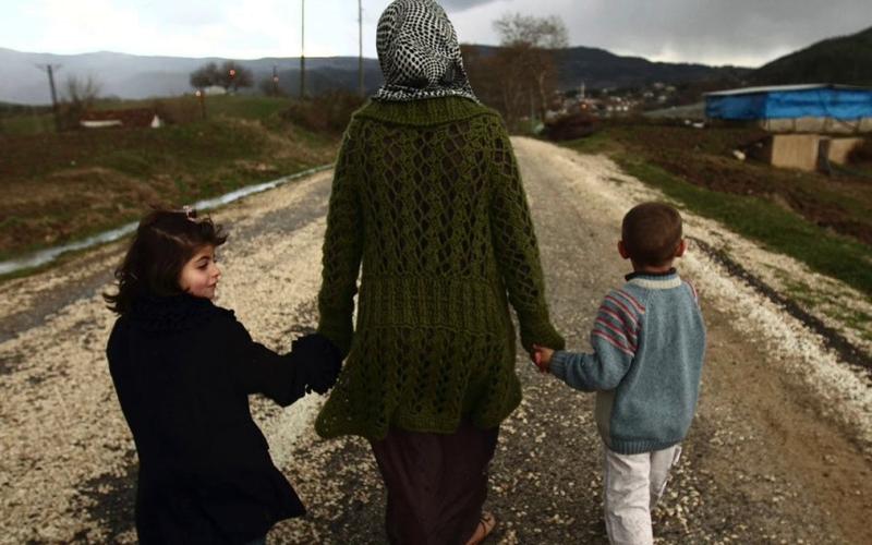 ظروف عمل غير لائقة للمرأة السورية اللاجئة