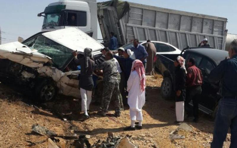 وفاة وإصابة بحادث تصادم على طريق الشيدية