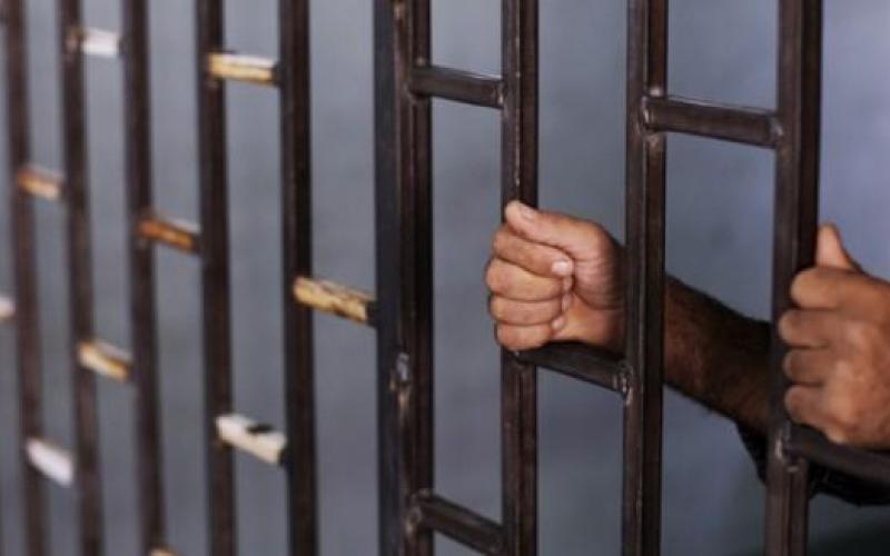 تقرير: 4 وفيات تحت التعذيب وغياب الأحكام القضائية