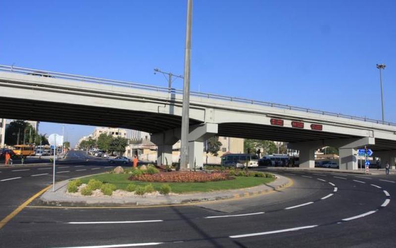 عطاء لإنشاء 3 جسور مشاة في عمان