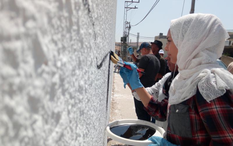 ردا على الإونروا..مبادرة لرسم رموز فلسطينية على جدران مخيم الحصن