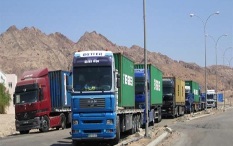 تخفيض رسوم الشاحنات بين الأردن ومصر
