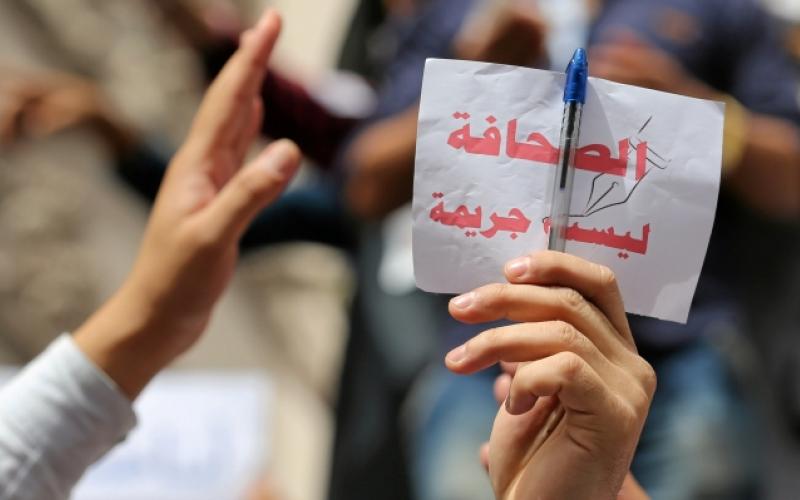 "حرية الصحفيين" يعرب عن قلقه من توقيف المحارمة والزيناتي