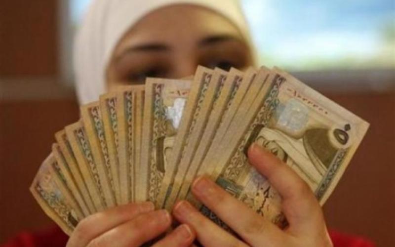 45 % من الأردنيات العاملات يقررن لوحدهن كيفية التصرف بدخلهن