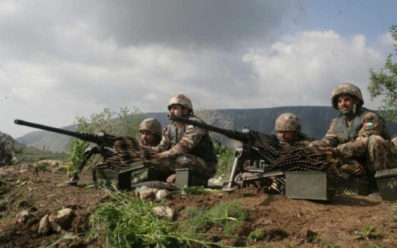 الجيش يقبض على 3 متسللين من سوريا