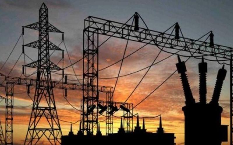 الحكومة ترفع أسعار الكهرباء والمحروقات