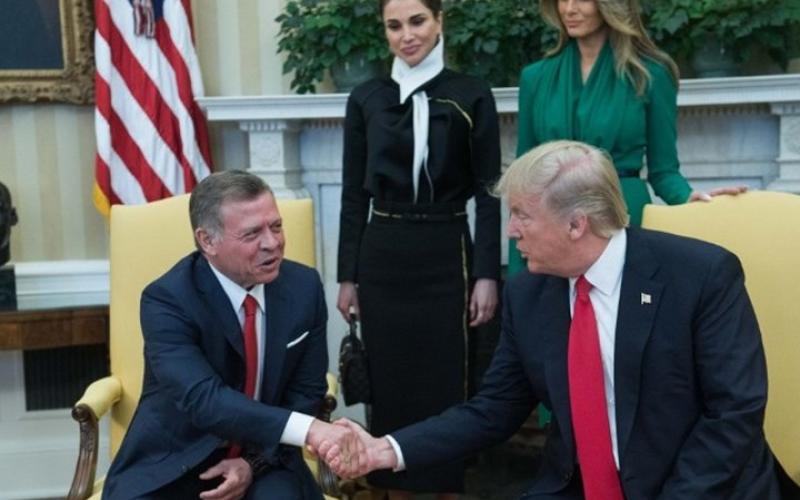 ميدل ايست اي: الأردن يناضل للبقاء رغم محور أمريكي سعودي جديد