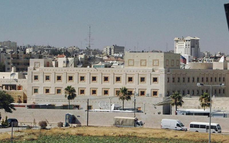 السفارة الأمريكية في عمان: نموذج الأونروا غير قابل للاستدامة
