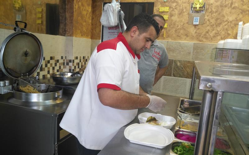 المطاعم السورية تلقى رواجاً في الأردن