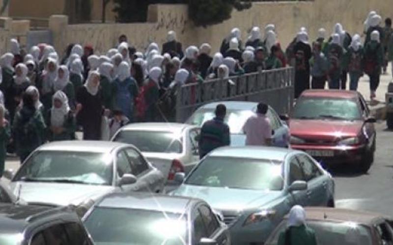 ضبط ٢٤ متسكعا امام مدارس الاناث في محافظة الزرقاء