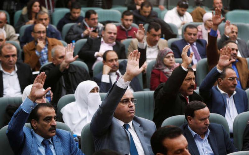 راصد: 61 نائبا صوتوا لصالح "ضريبة الدخل" _ أسماء