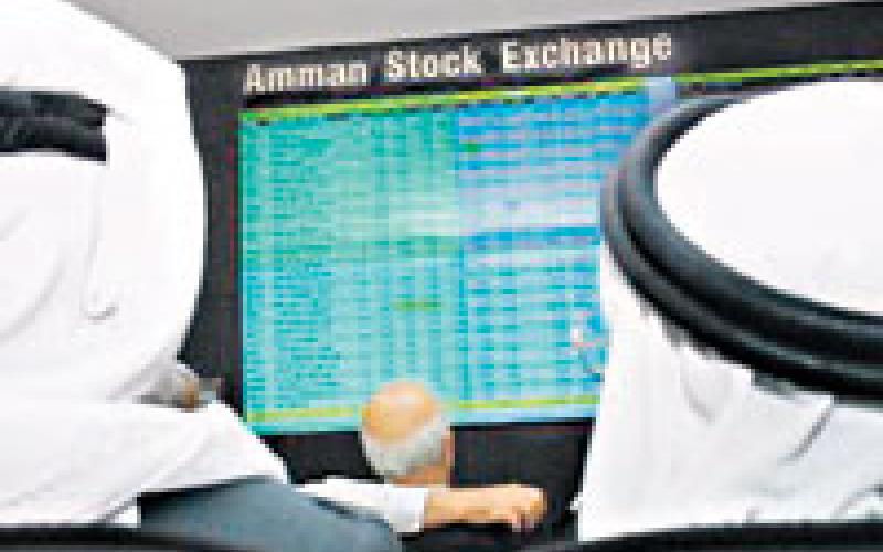 غياب الرقابة على سوق العملات يفتح أبواب النصب