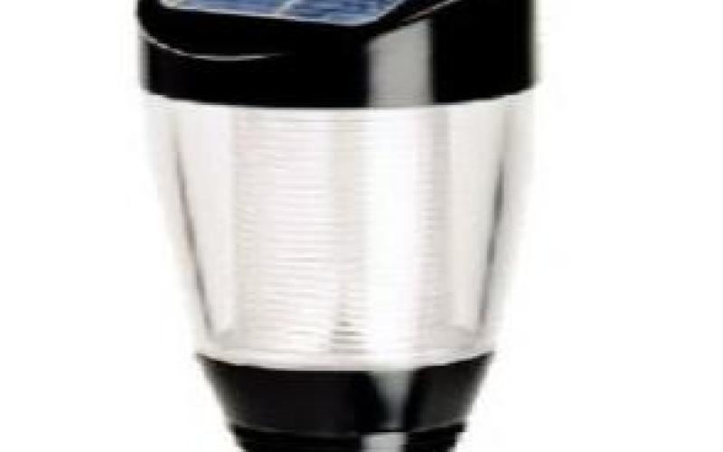 شوارع الأردن تضاء بالطاقة الشمسية