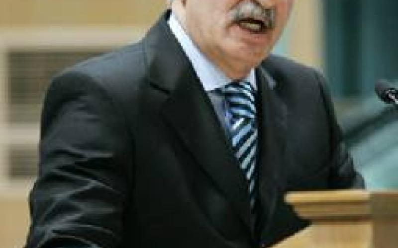 44 نائباً يواصلون مناقشات الثقة بالحكومة وسط مطالبات بحضور الذهبي