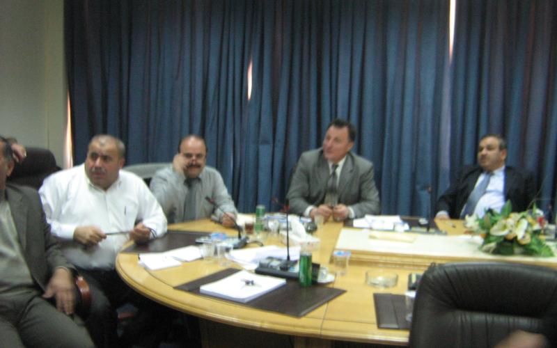 مالية النواب تتفق مع الحكومة على زيادة الرواتب 50 ديناراً