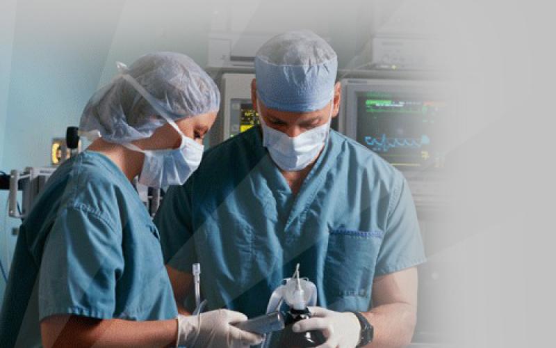 مواطن يعتدي على ممرضي البشير إثر وفاة ابنه