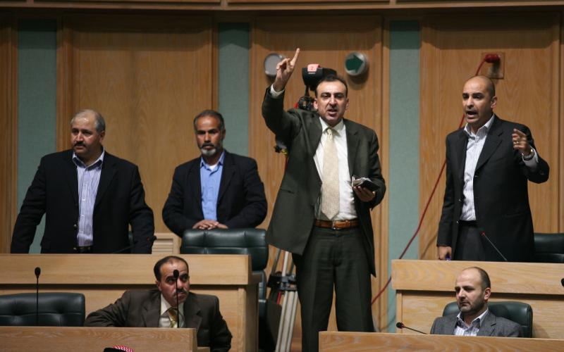 المجالي يرفع الجلسة المرتقبة رغم اعتراض النواب