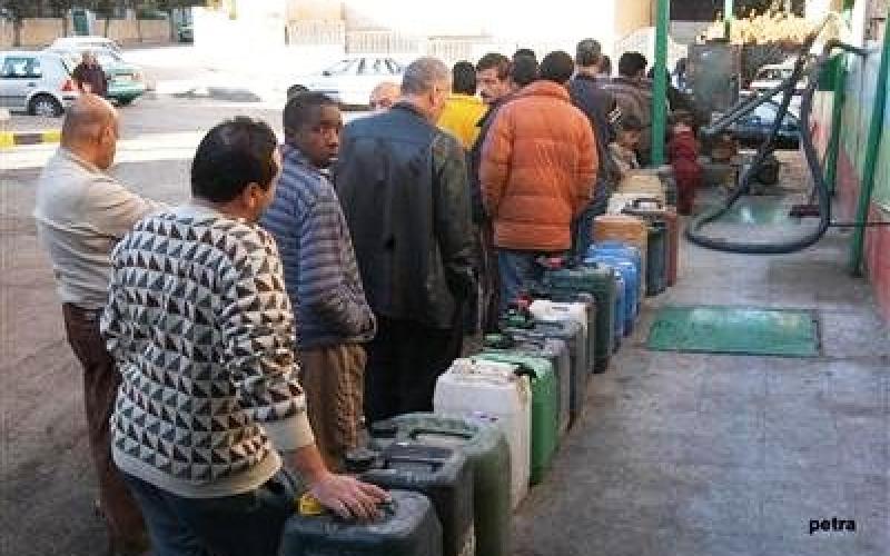 ضريبة الدخل الجهة المخولة بتسليم " دعم الكاز"