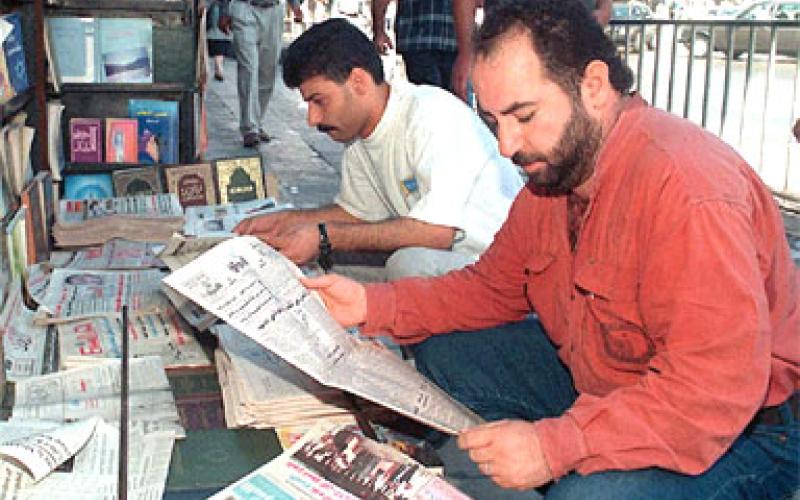 مقالات الصحف اليومية أثناء الحرب.. الكتابة بهدوء عن أحداث مشتعلة