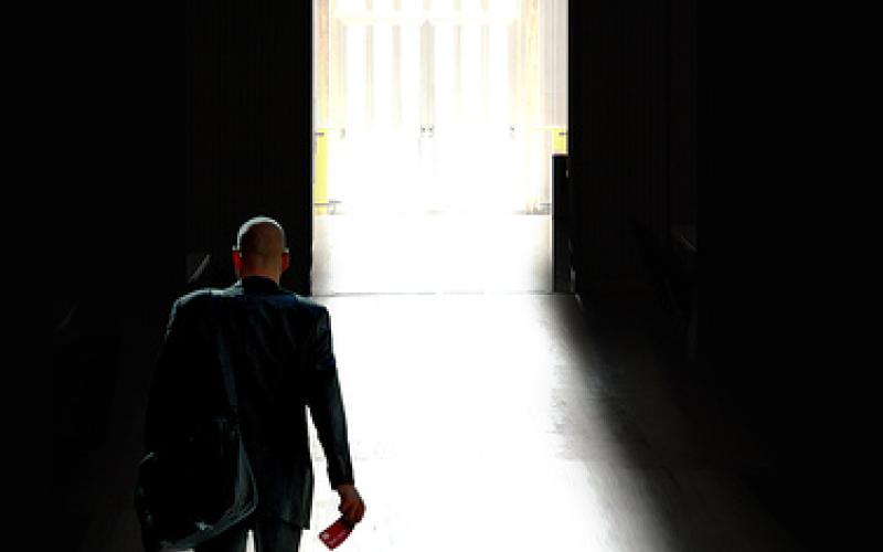 لا فرق بين الشيك المكتبي والبنكي في القانون