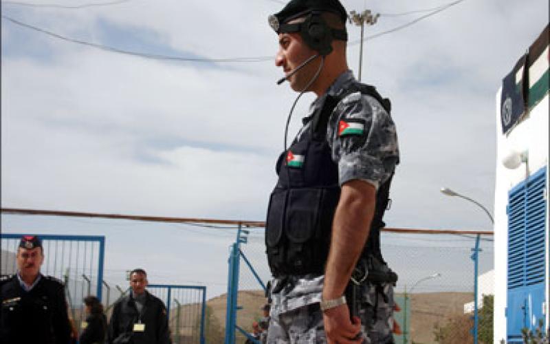 القبض على عصابة متخصصة بـ " تلفيق التهم"