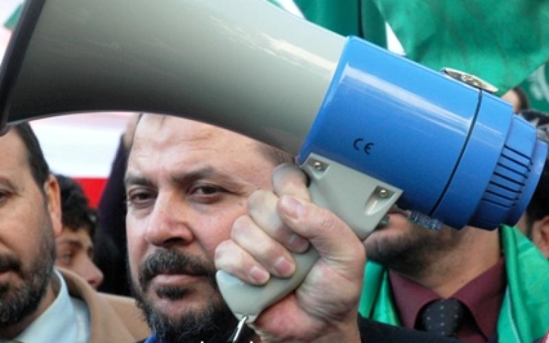 زكي بني رشيد "لم يغير جلده"