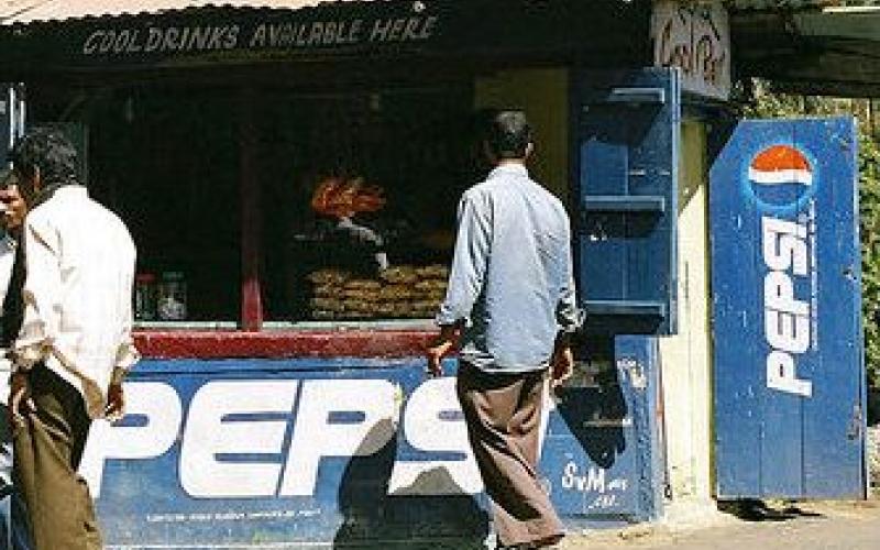 إزالة الأكشاك القريبة من منطقة الزاره