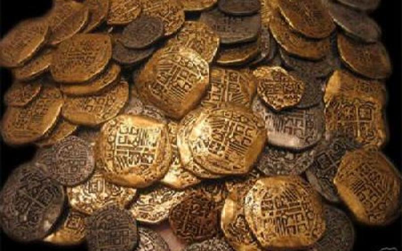 القبض على محتالين يدعون القدرة على استخراج الذهب