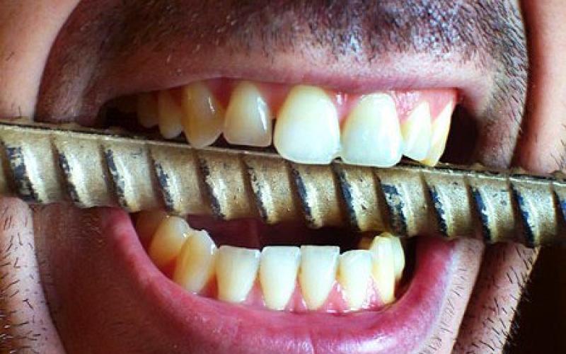 مقاولون: سوق سوداء لتجارة الحديد والاسمنت