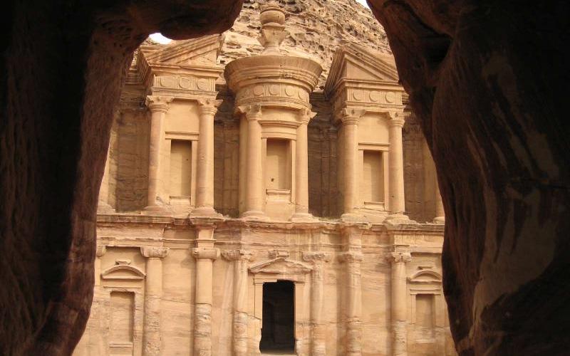 العثور على جثة سائح في البترا