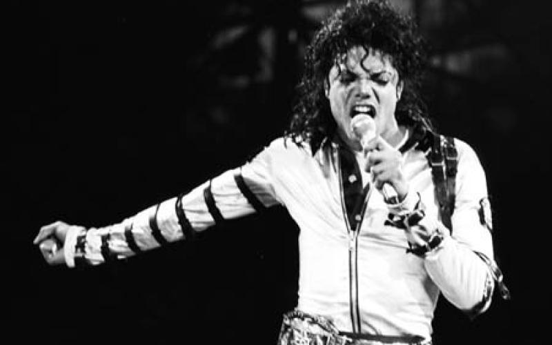 إذاعات أردنية تتكبد خسائر نتيجة وفاة جاكسون