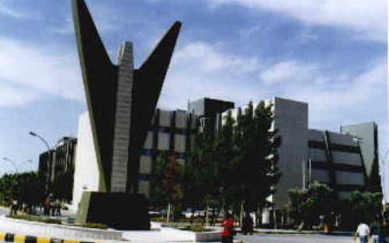 أكاديميون يحذرون من فوضى في حال إقرار قانون الجامعات