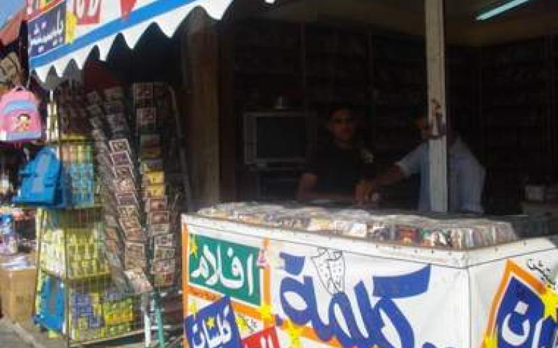 "سينما الفقراء" مطاردة بموجب القانون