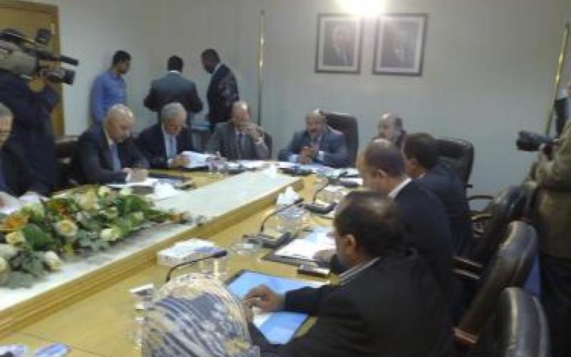 وسط احتجاجات..مالية النواب ترفع ضريبة الدخل على القطاع التجاري