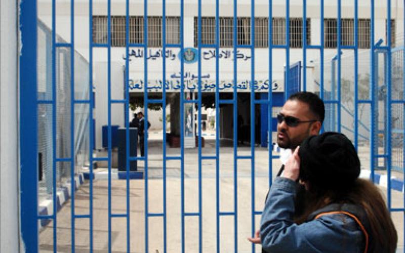 سجناء تنظيمات في الجويدة يضربون عن الطعام