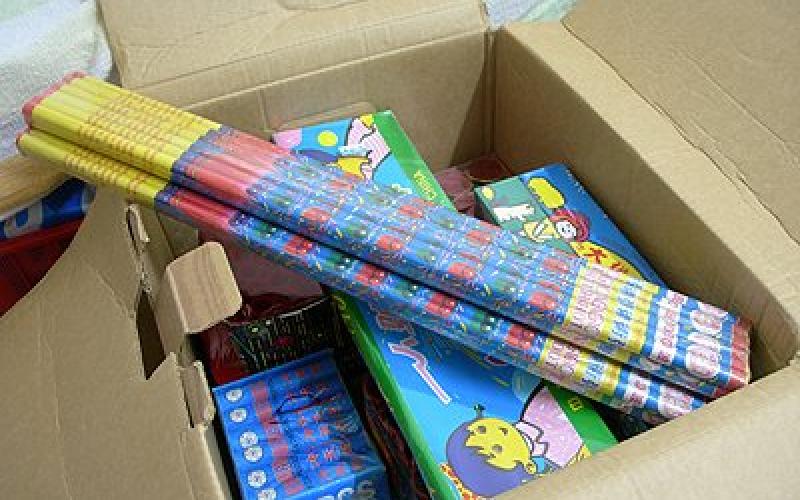 صندوق العاب نارية يقتل حدث ويصيب سبعة