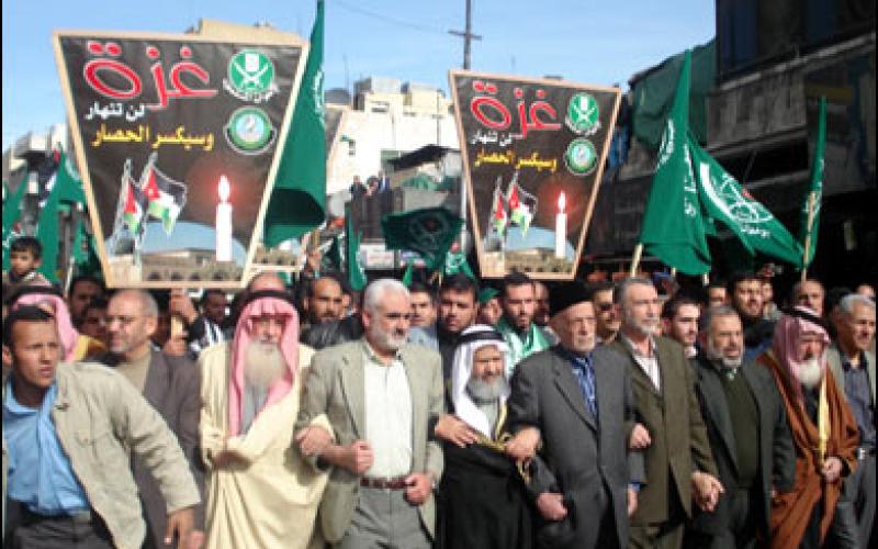 المواقع تهتك ستر "الجماعة"