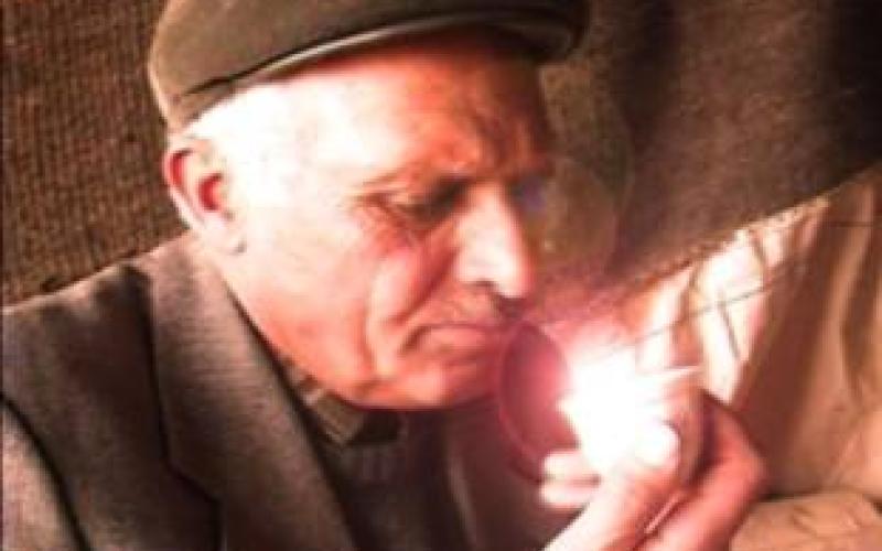 فيلم يروي حال موسيقي أردني يشتهي إبقاء قدميه على الأرض