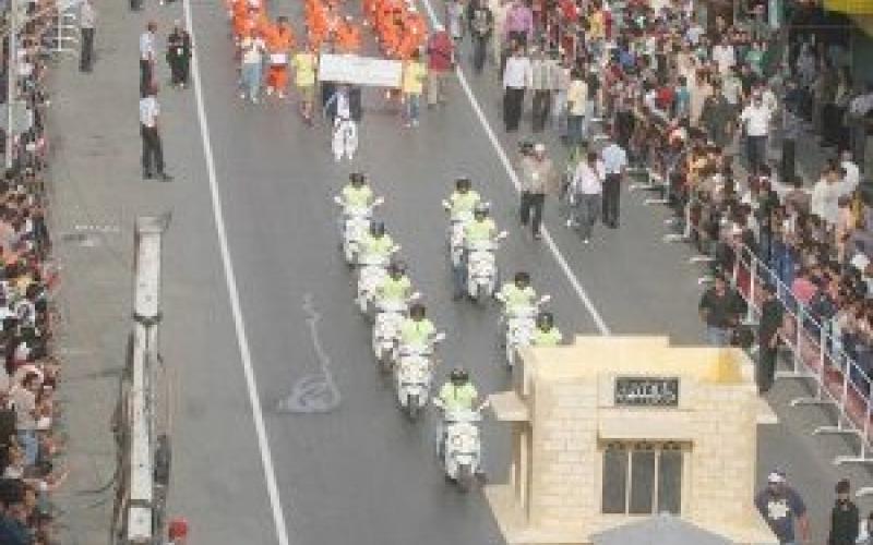 تغطية مسيرة المئوية: نموذج لإعلام المجاملات