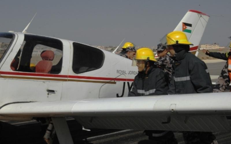 نجاة طائرة تدريب من السقوط بسبب خلل فني