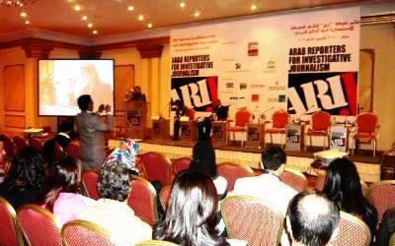 توجه لاقامة أقسام استقصائية في خمس مؤسسات إعلامية