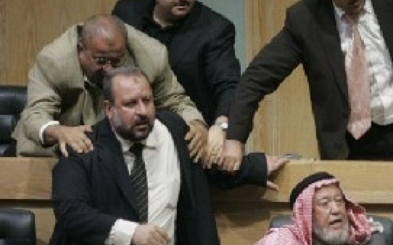 كتلة العمل الاسلامي:حل المجلس سيمنح الحكومة فرصة تمرير ما تريد