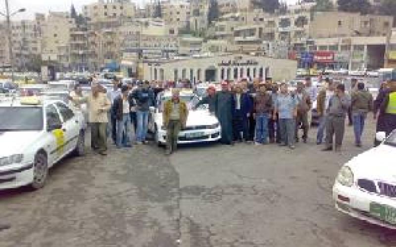 سائقو الجسر يشكون بلطجة السيارات الخاصة