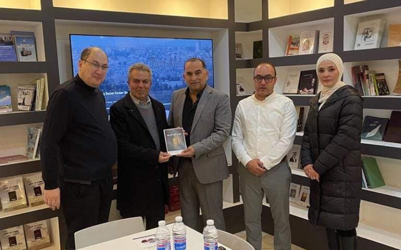 من اليمين صفاء حجاوي، منتصر ادكيدك، ناصر غيث وأنا جودت مناع وسامر الحسيني.